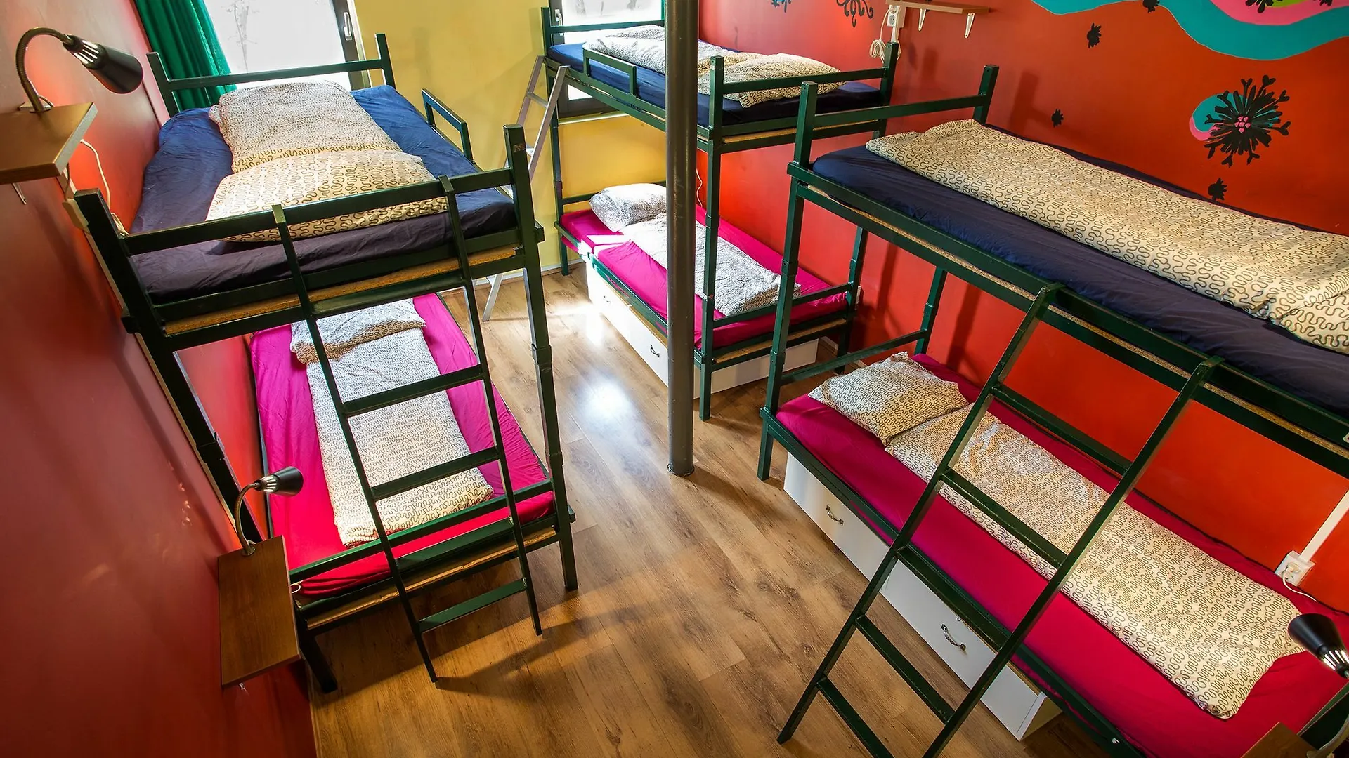 Island Hostel Boedapest Hongarije