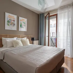 Central Passage Apartments By Vagabond Downtown Apartment