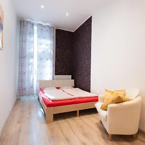 Standard By Hi5 - West End Center Apartman