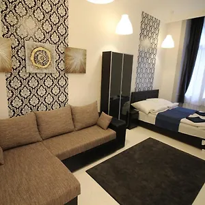VÁCI Fashion Street Apartment Apartman